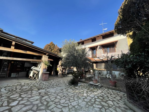 casa indipendente in vendita a Recetto