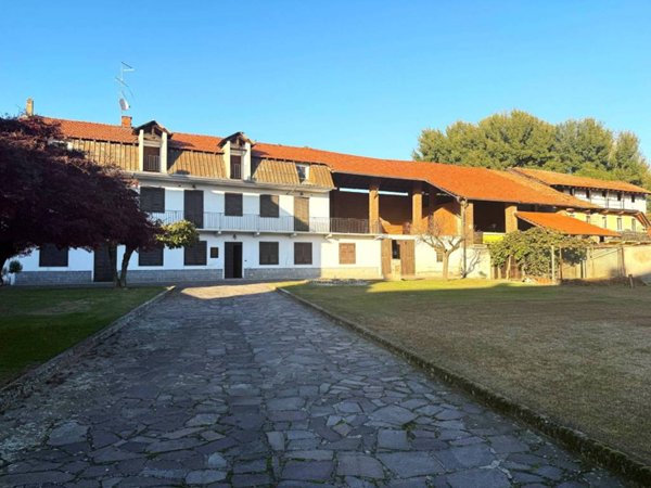 casa indipendente in vendita a Recetto