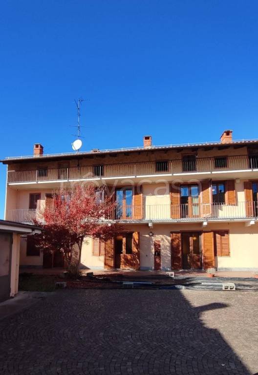 casa indipendente in vendita a Recetto