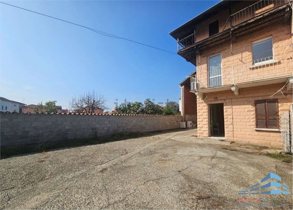 casa indipendente in vendita a Recetto