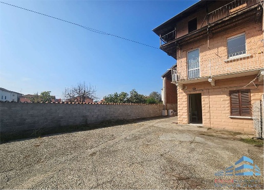 casa indipendente in vendita a Recetto