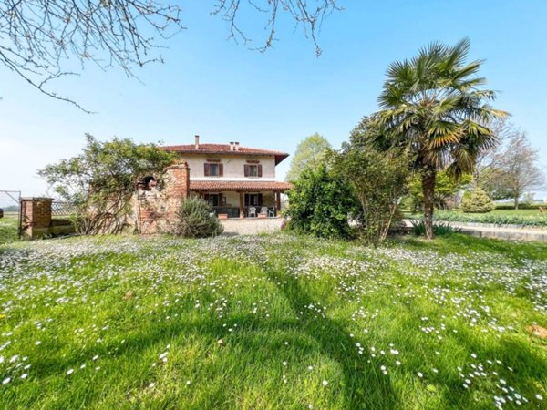 casa indipendente in vendita a Recetto