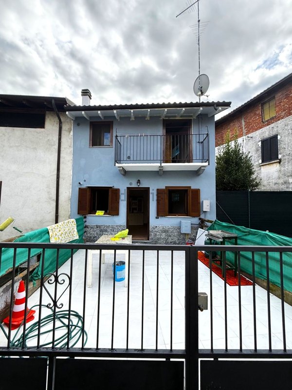 casa indipendente in vendita a Recetto