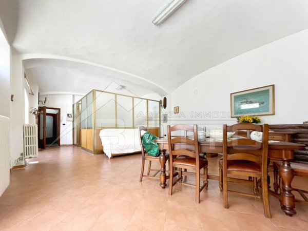 casa indipendente in vendita a Romagnano Sesia