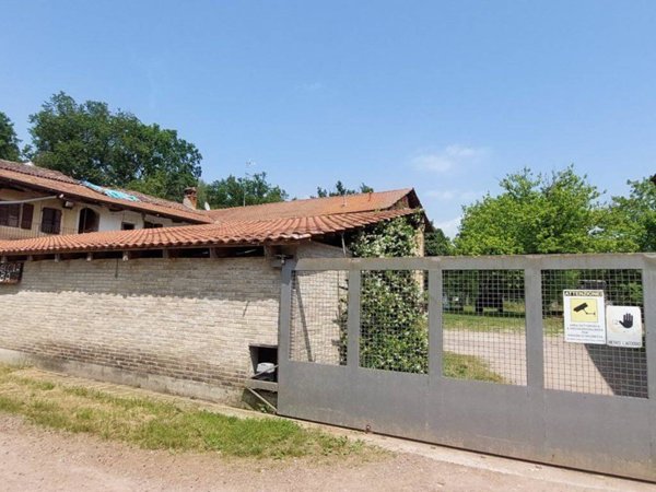 casale in vendita a Romagnano Sesia