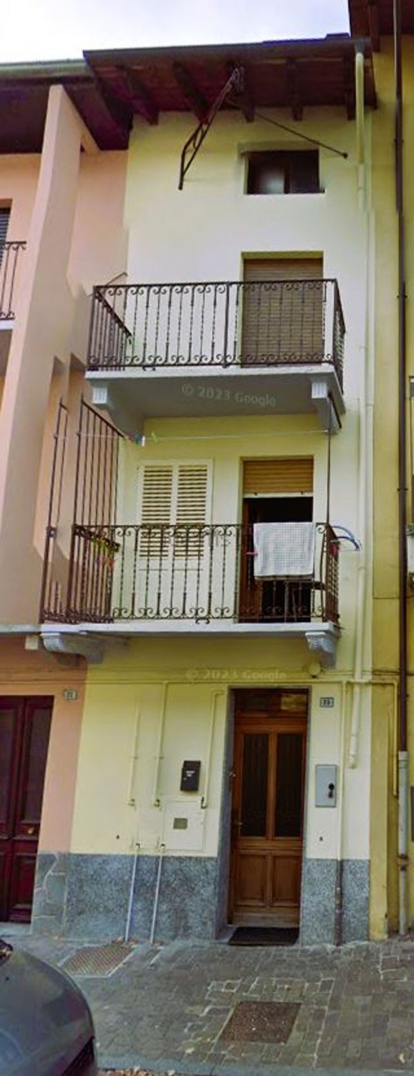 casa indipendente in vendita a Romagnano Sesia
