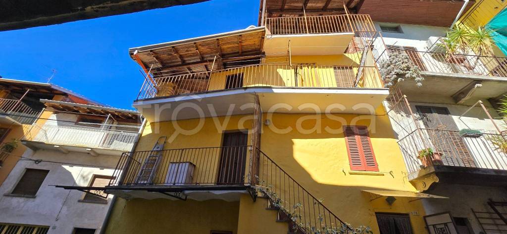 casa indipendente in vendita a Romagnano Sesia