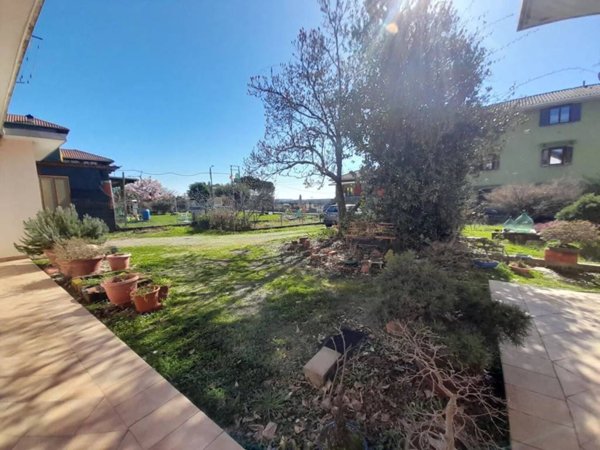 casa indipendente in vendita a Romagnano Sesia