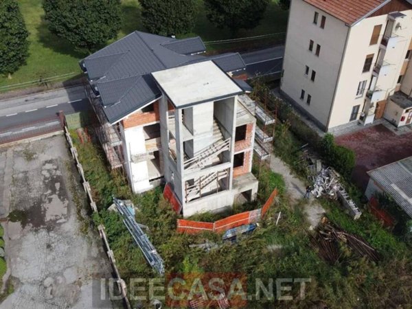 intera palazzina in vendita a Romagnano Sesia