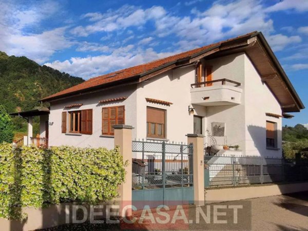 casa indipendente in vendita a Romagnano Sesia