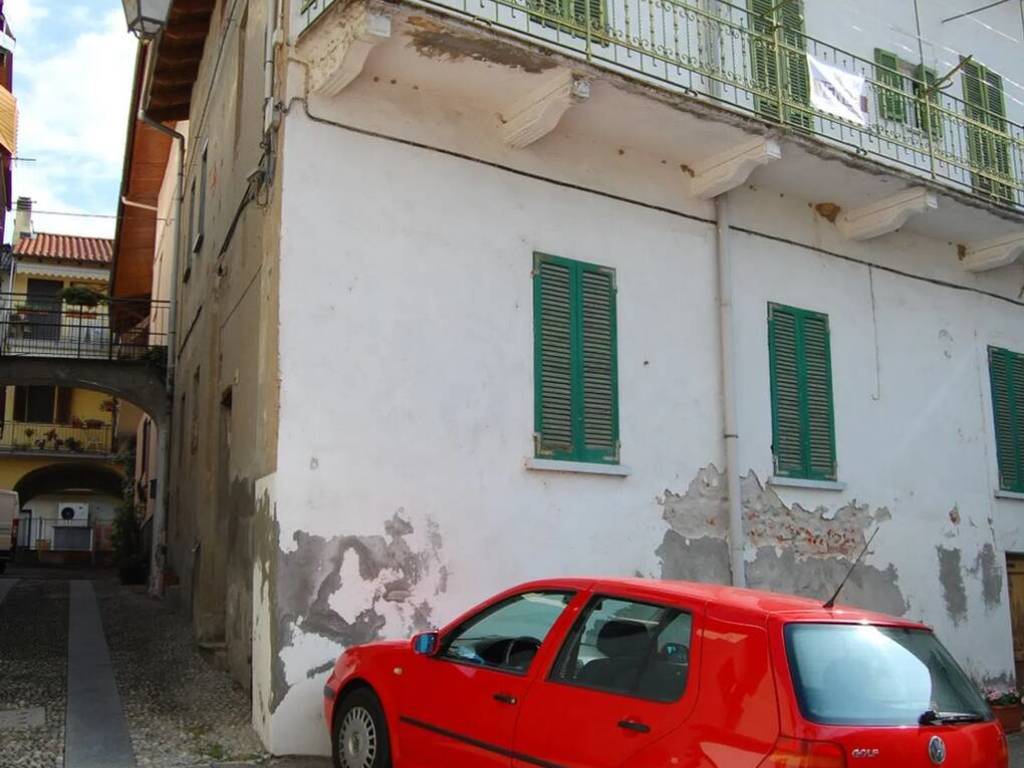 casa indipendente in vendita a Romagnano Sesia