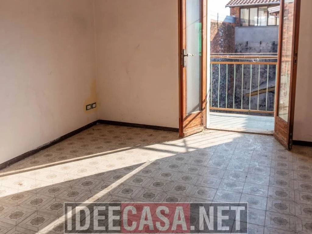 casa indipendente in vendita a Romagnano Sesia