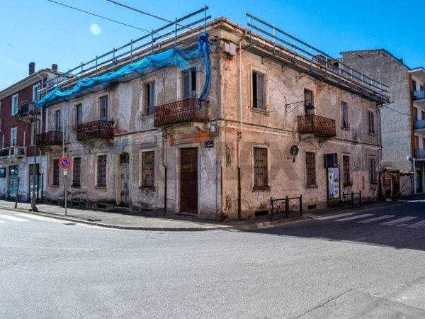 intera palazzina in vendita a Romagnano Sesia