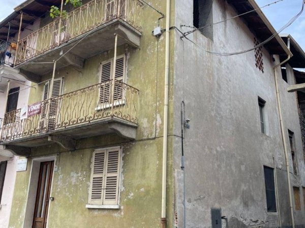 casa indipendente in vendita a Romagnano Sesia