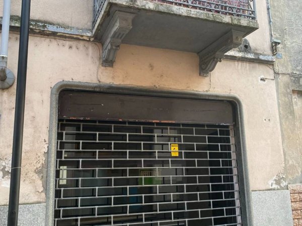 negozio in vendita a Romentino