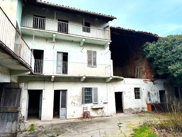 intera palazzina in vendita a Romentino