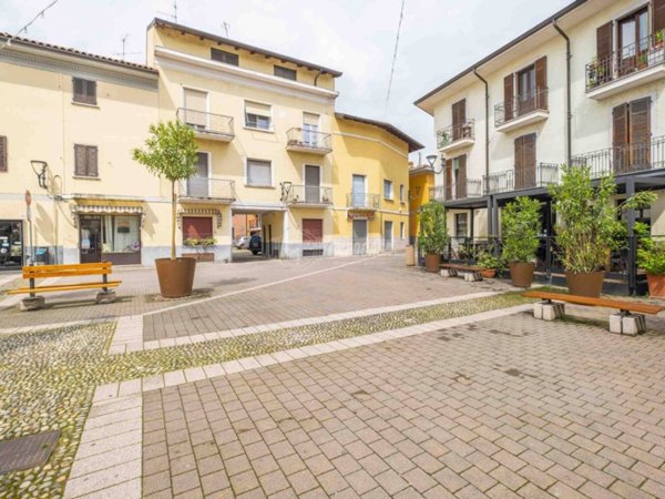 appartamento in vendita a Romentino