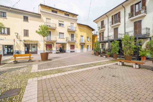 appartamento in vendita a Romentino
