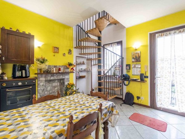 appartamento in vendita a Romentino