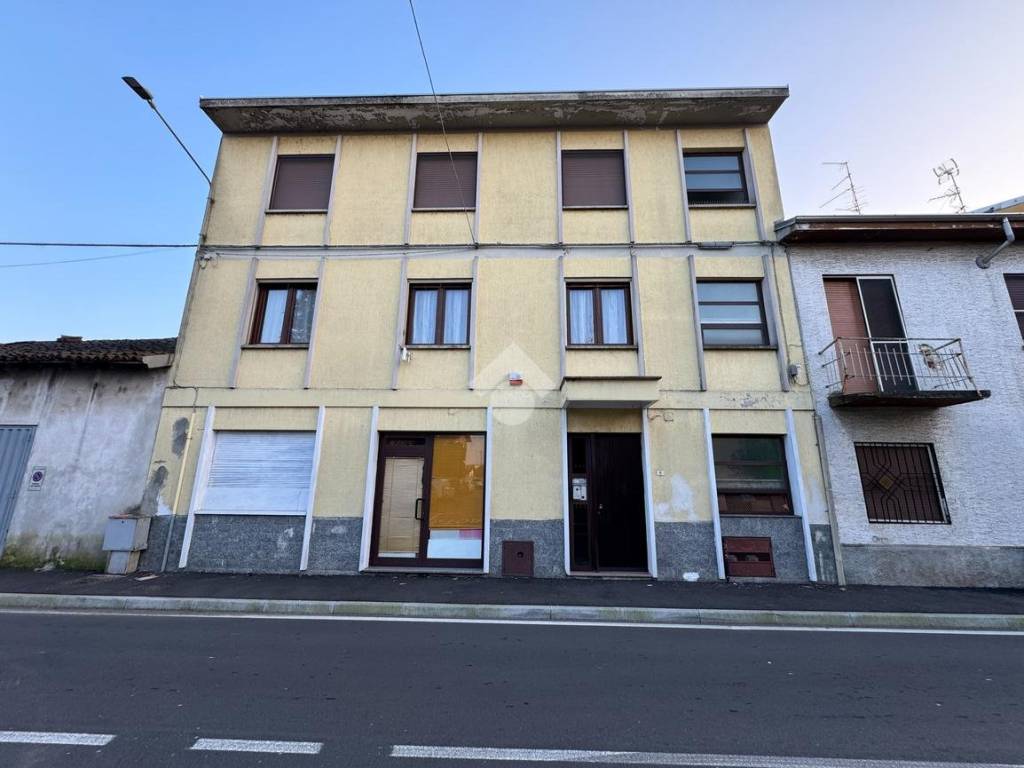 appartamento in vendita a Romentino