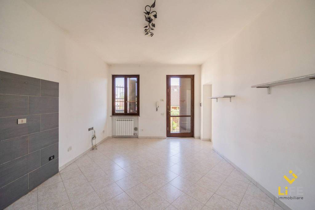 appartamento in vendita a Romentino