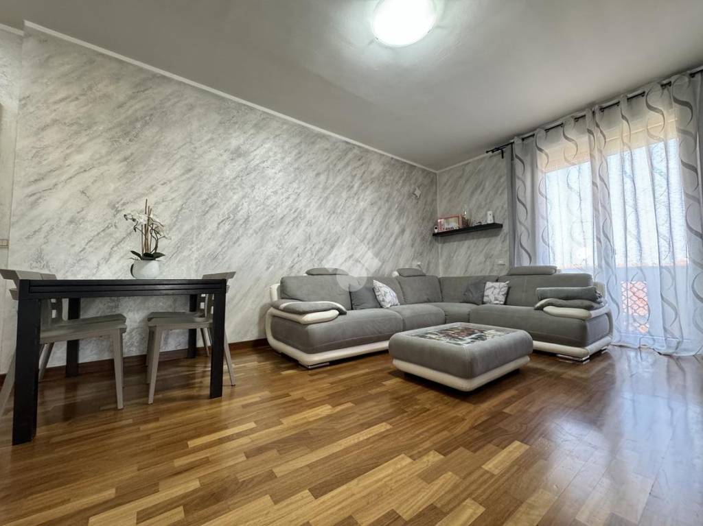 appartamento in vendita a Romentino