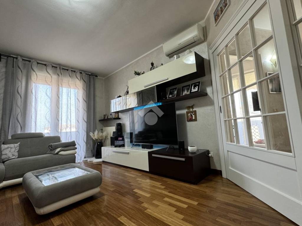 appartamento in vendita a Romentino