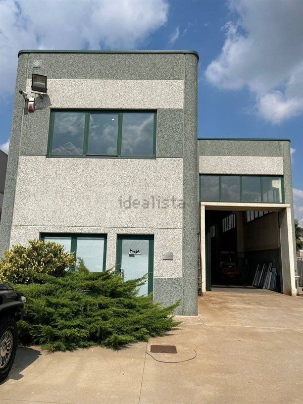 ufficio in vendita a Romentino