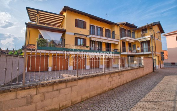 appartamento in vendita a Romentino