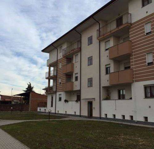 appartamento in vendita a Romentino