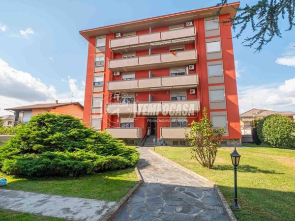 appartamento in vendita a Romentino