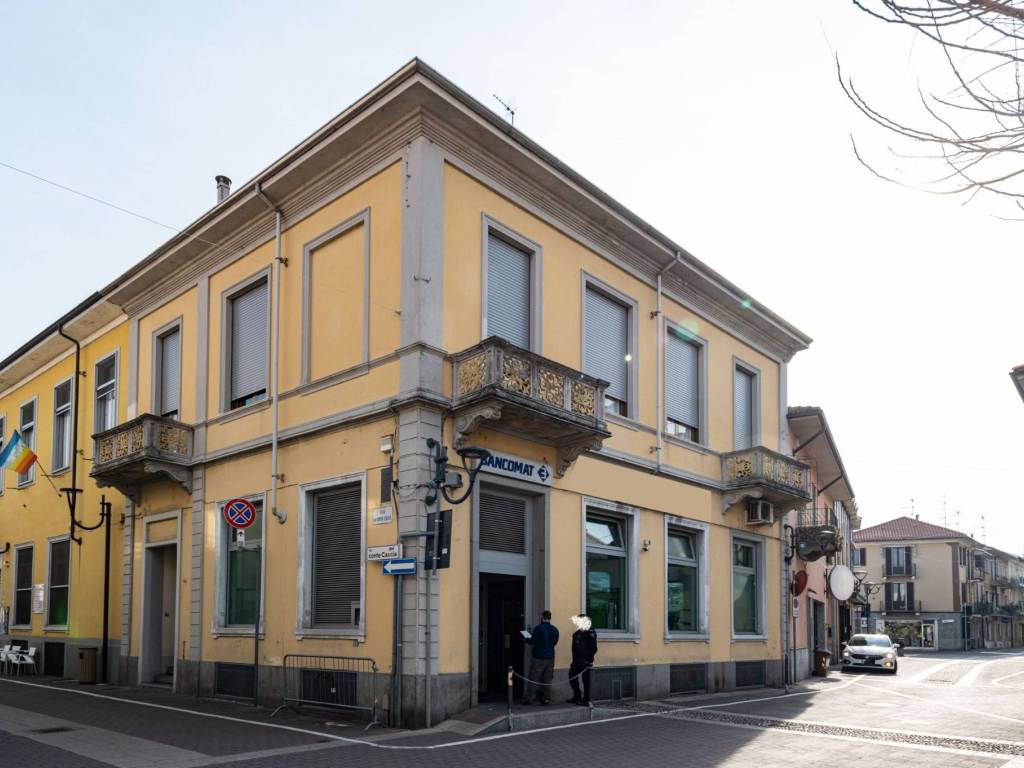 negozio in vendita a Romentino