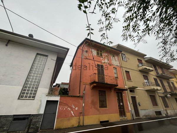 casa indipendente in vendita a Romentino