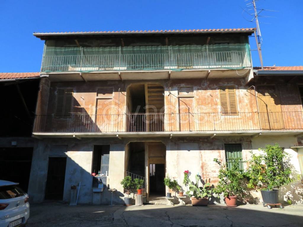 casa indipendente in vendita a Romentino