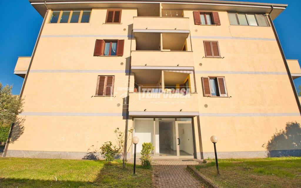 appartamento in vendita a Romentino