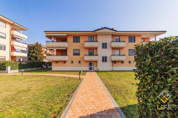 appartamento in vendita a Romentino