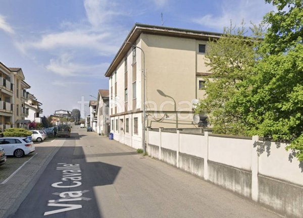 appartamento in vendita a Romentino