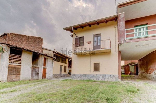casa indipendente in vendita a Romentino