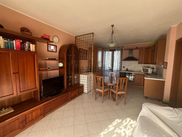 appartamento in vendita a Romentino