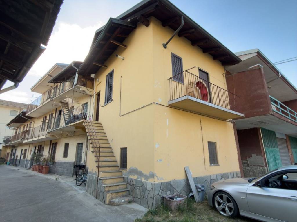 casa indipendente in vendita a Romentino