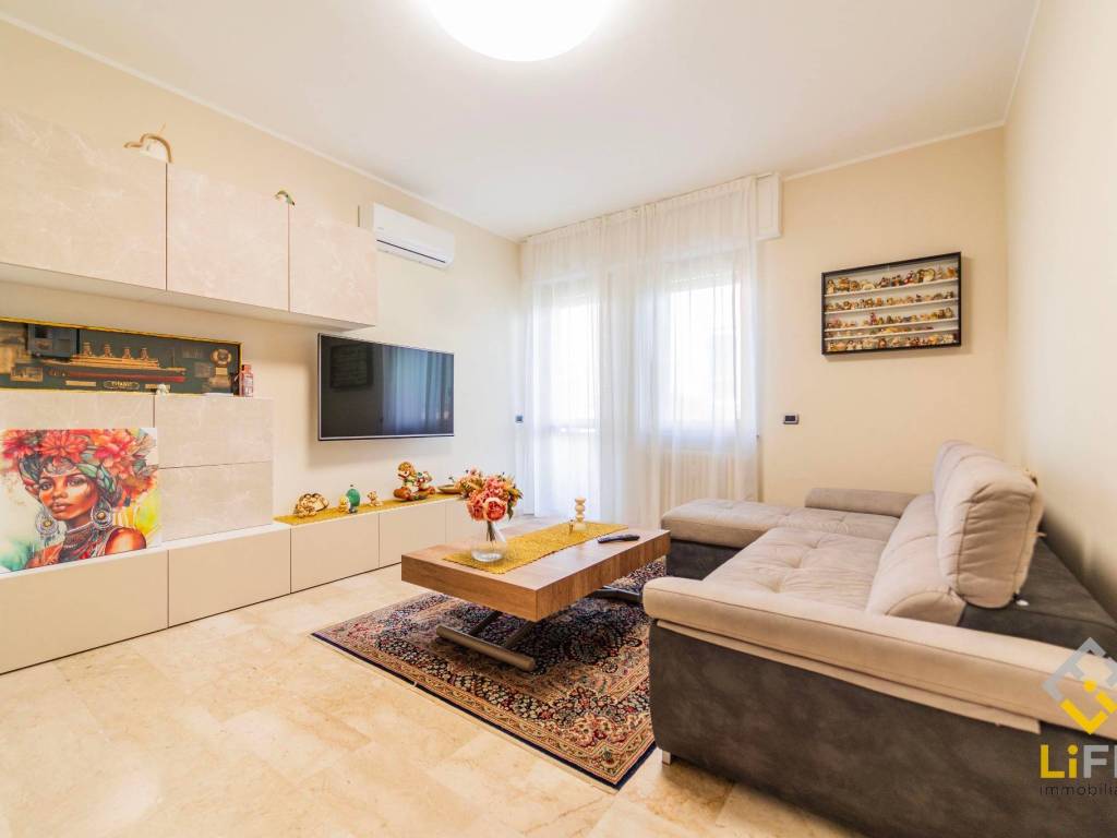 appartamento in vendita a Romentino