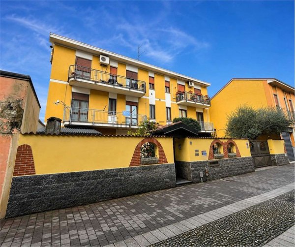 appartamento in vendita a Romentino