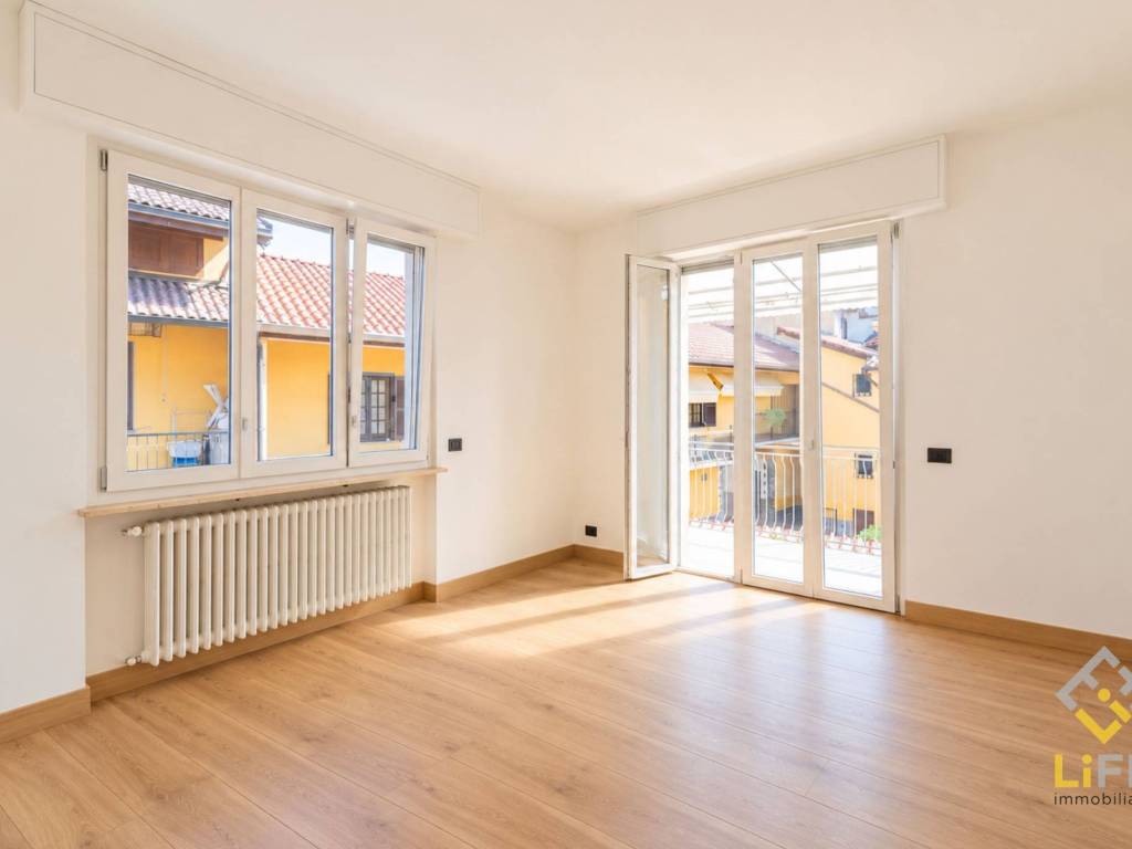 casa indipendente in vendita a Romentino
