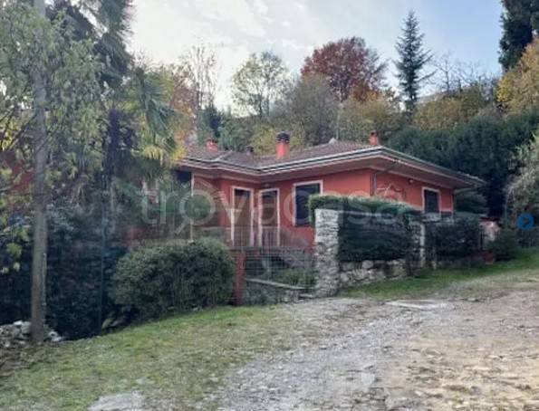 casa indipendente in vendita a San Maurizio d'Opaglio