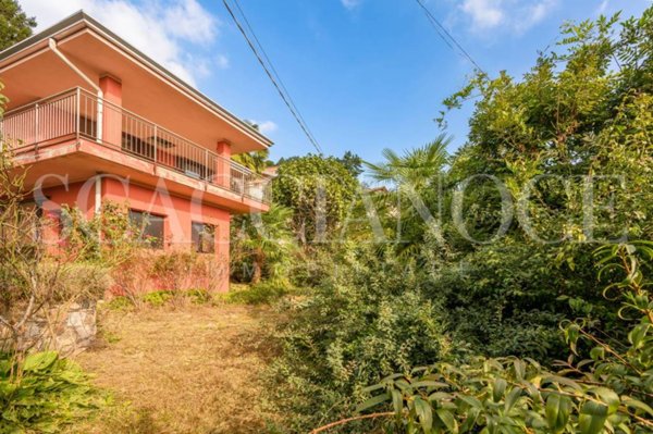 casa indipendente in vendita a San Maurizio d'Opaglio