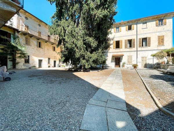 casa indipendente in vendita a San Maurizio d'Opaglio