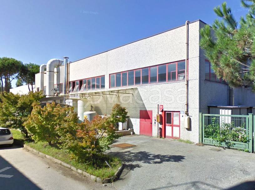 locale commerciale in vendita a San Maurizio d'Opaglio