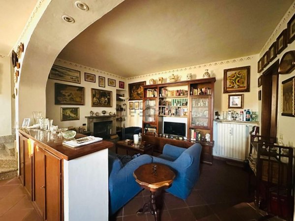 casa indipendente in vendita a San Nazzaro Sesia