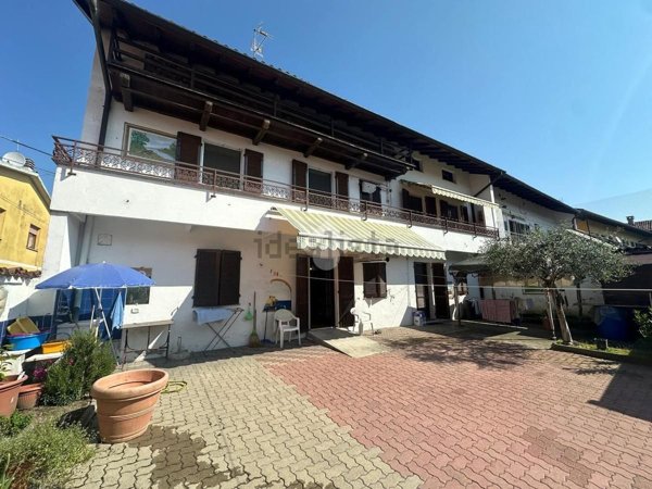 casa indipendente in vendita a San Nazzaro Sesia