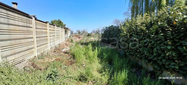 casa indipendente in vendita a San Nazzaro Sesia